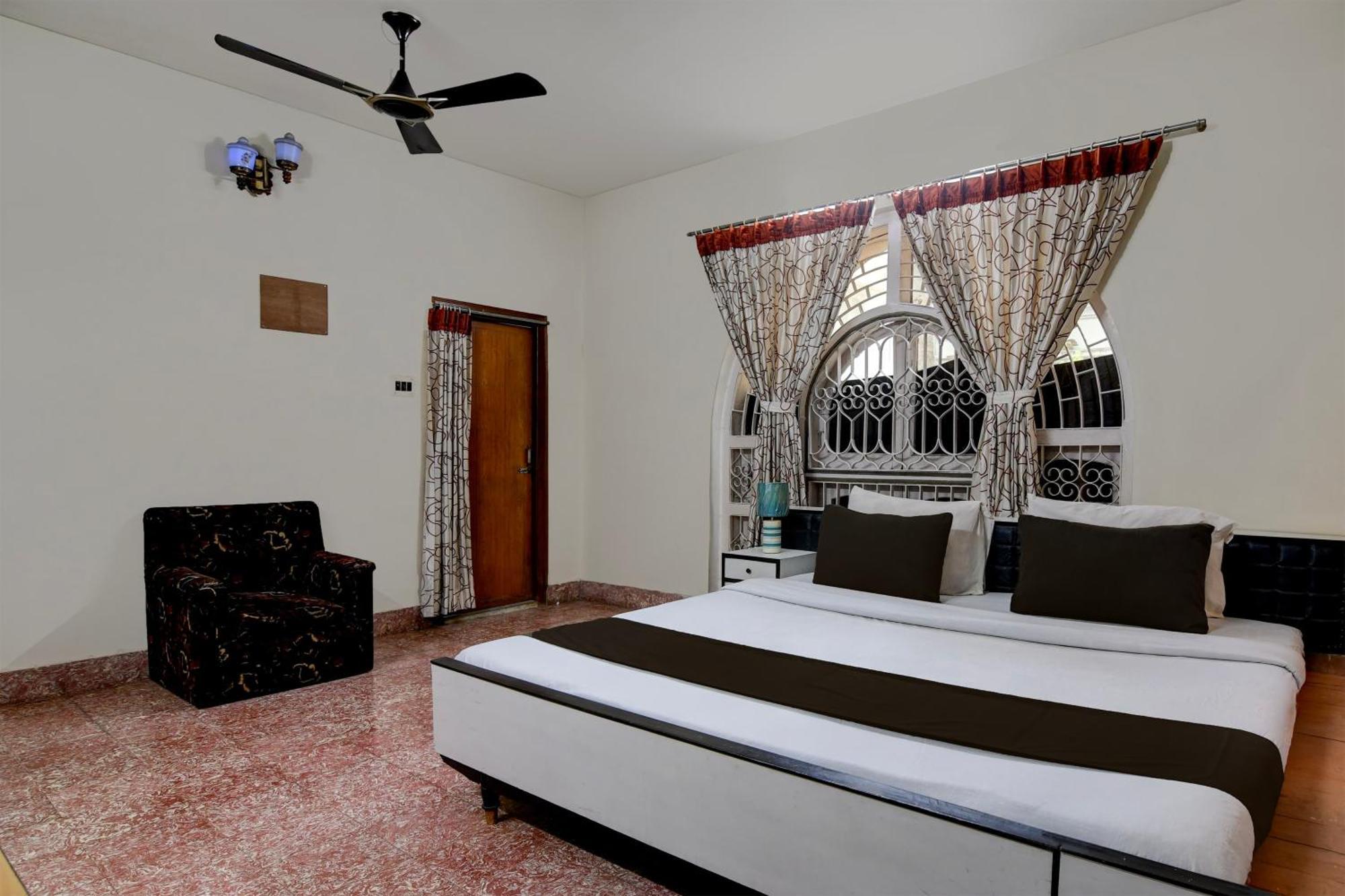 Hotel O Brothers Inn Колката Екстериор снимка